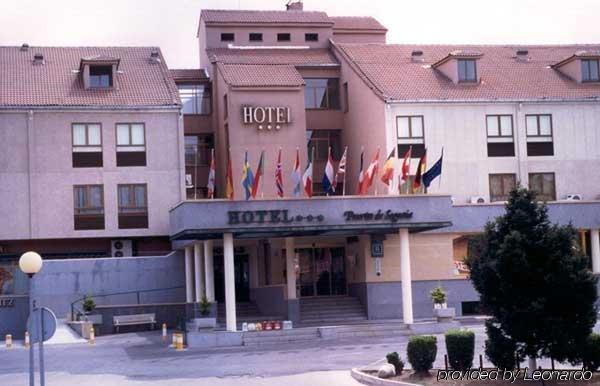 Hotel Puerta De Segovia à La Lastrilla Extérieur photo